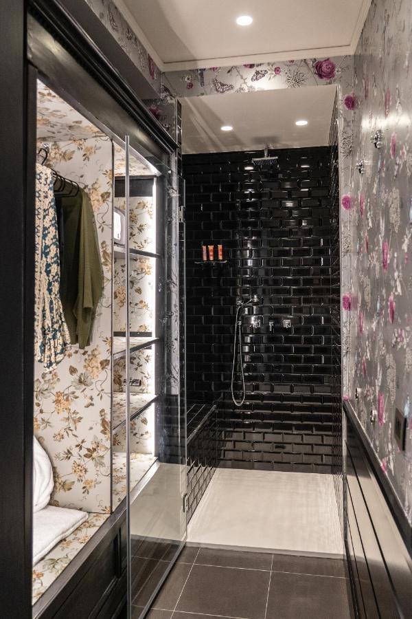 Hotel Q92 4*