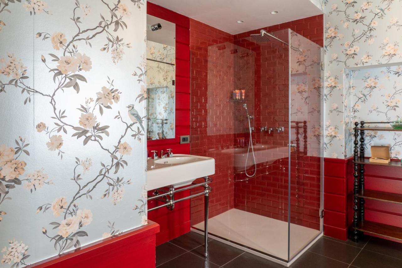 Q92 Hotel 4*