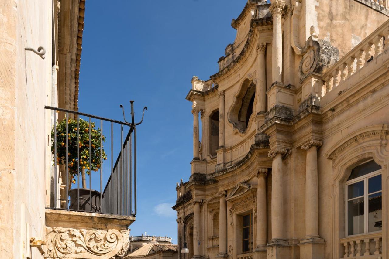 Q92 Hotel Noto